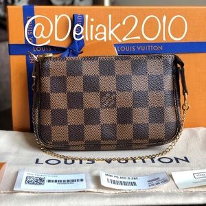 SOLD! Louis Vuitton Mini Pochette Accessoires DE